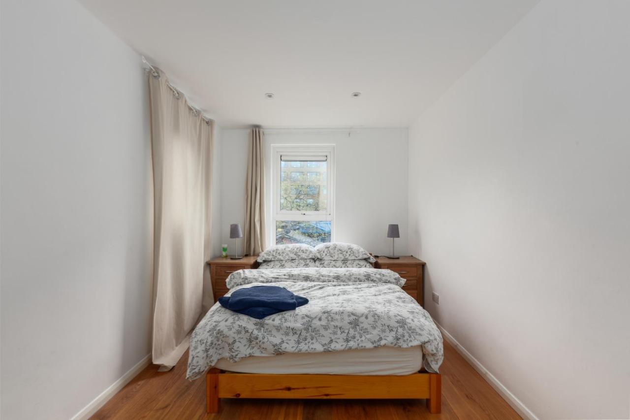 White City Apartment Лондон Екстер'єр фото