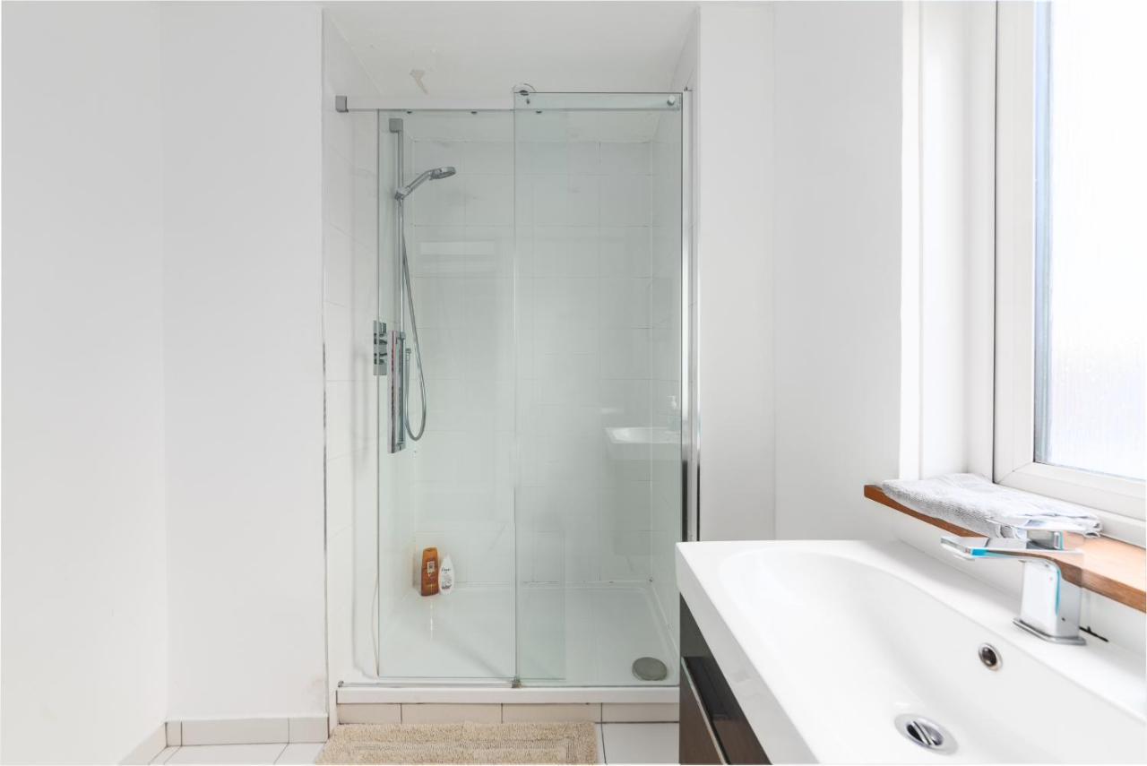 White City Apartment Лондон Екстер'єр фото