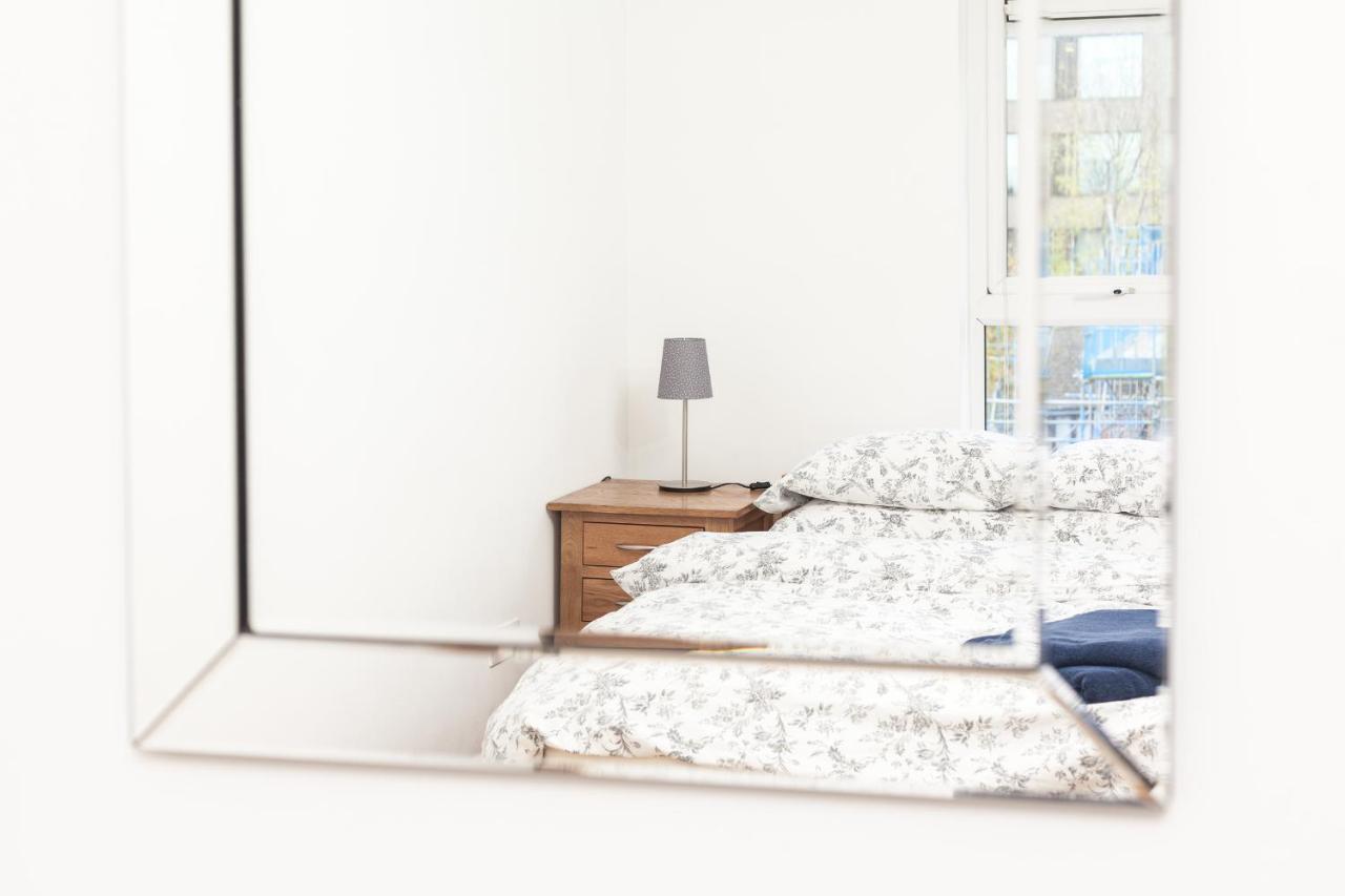 White City Apartment Лондон Екстер'єр фото